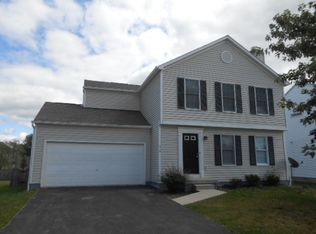 619 Pack St, Pataskala, OH 43062