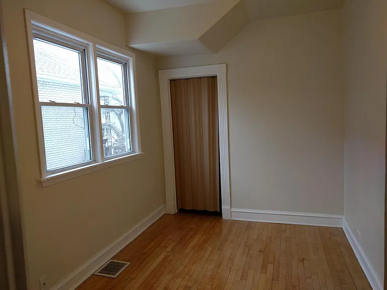 2530 N Neva Ave #1 — Photo 12