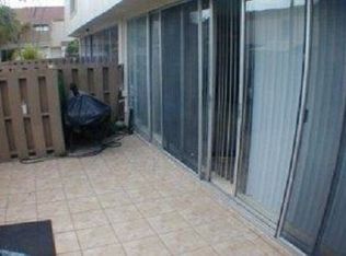 869 NW 81st Ter, Plantation, FL 33324