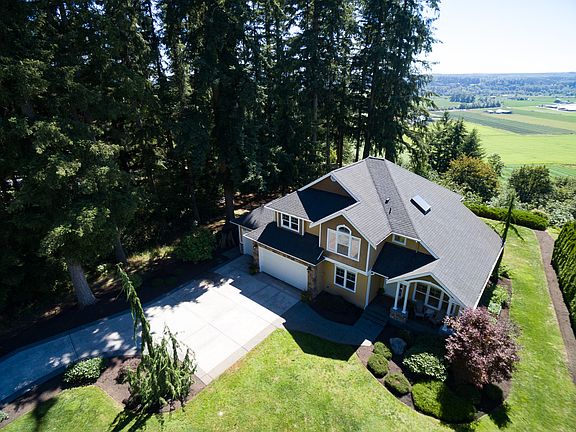 3rd image of 1228 Silver Springs Way