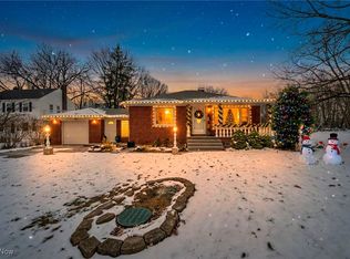 12976 W Pleasant Valley Rd, Parma, OH 44130