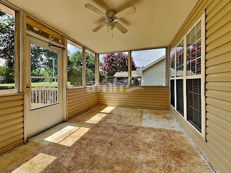 7633 Callow Cove Ln — Photo 23