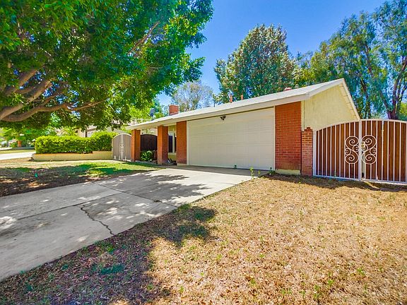2nd image of 2382 Mesquite Ln