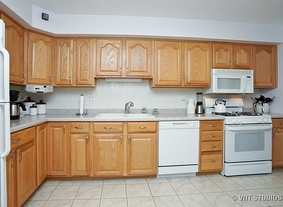 4th image of 312 S Saint Andrews Dr