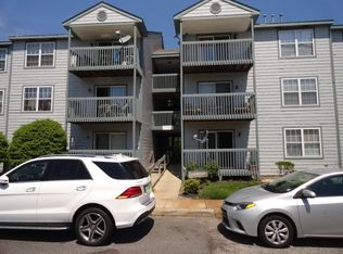 6 Oyster Bay Rd, Absecon, NJ 08201