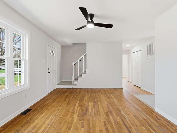 5th image of 603 Eden Rd