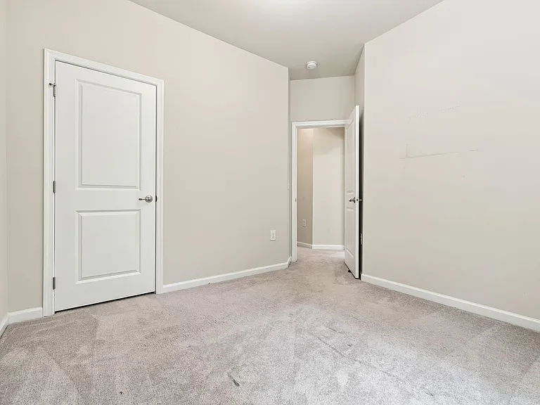 121 Callowhill Ln — Photo 12