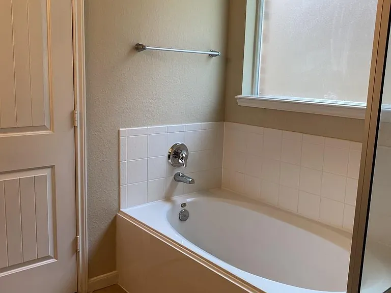 6143 Norwood Meadows Ln — Photo 14