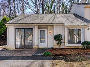 301 Lamplighter Cir, Winston Salem, NC 27104