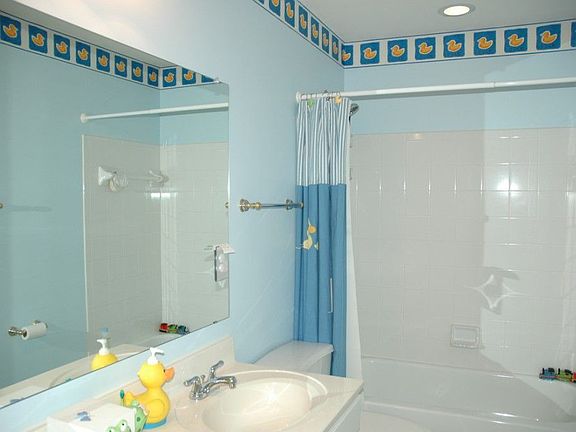 Sparkling Bath