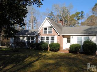 10 Hopkins Rd, Castle Hayne, NC 28429