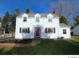 71 Ridgemont Dr, Rochester, NY 14626