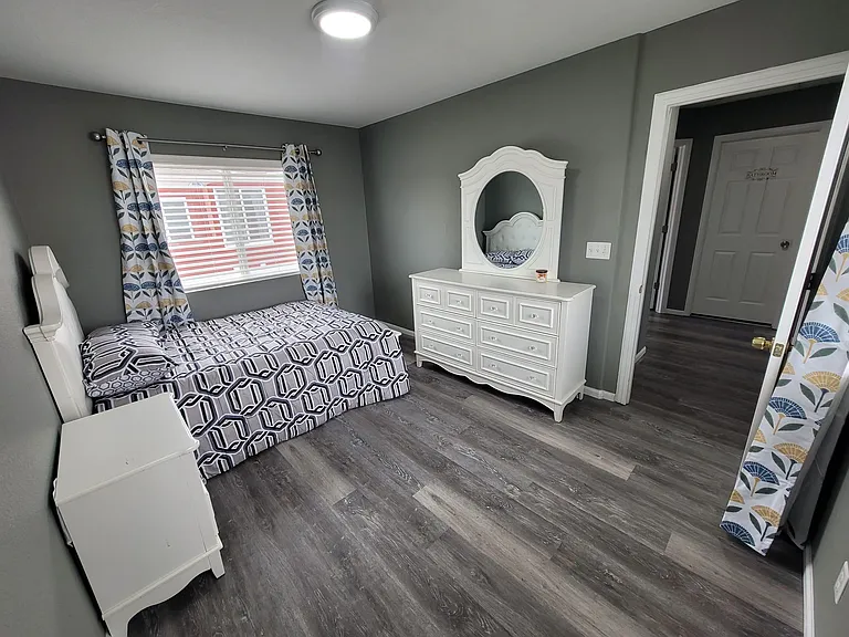 E 45th Place Duplex — Photo 1