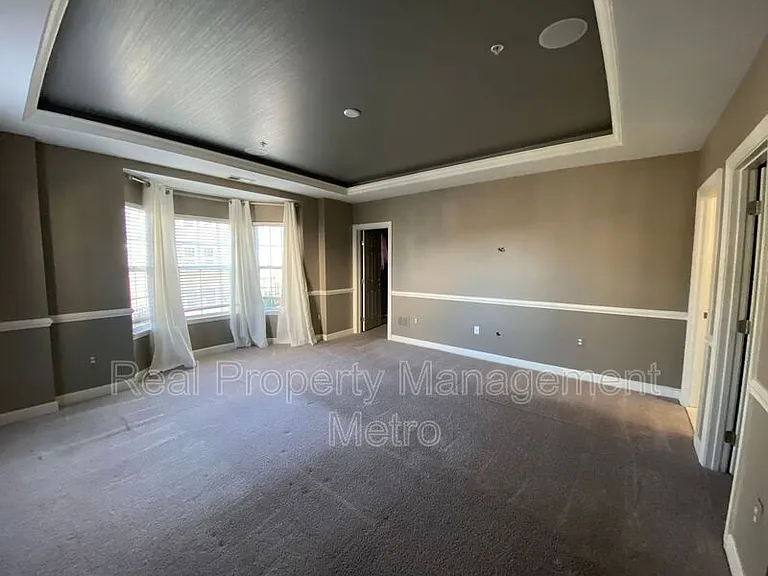 7305 Elkridge Crossing Way — Photo 13
