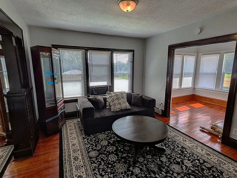 1812 Golden Valley Rd — Photo 10
