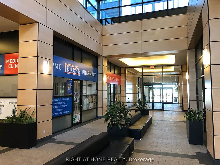 2900 Highway 7 Rd #2606 — Photo 16