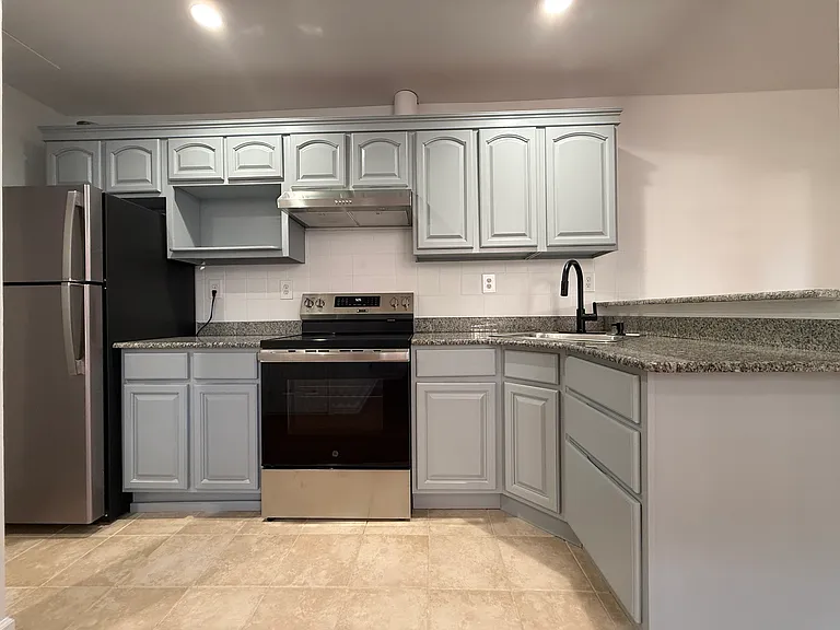 45-49 162nd St #1F — Photo 2