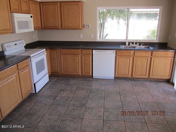 2nd image of 4901 W Torrey Pines Cir