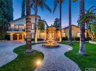 22851 Calvert St, Woodland Hills, CA 91367