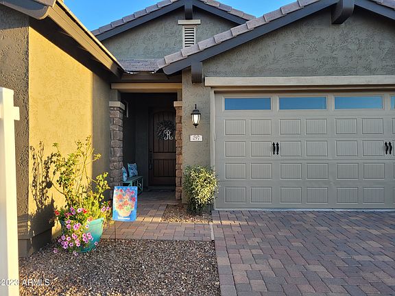 3rd image of 297 E CANYON Way
