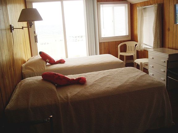 Bedroom - 39 Beachfront