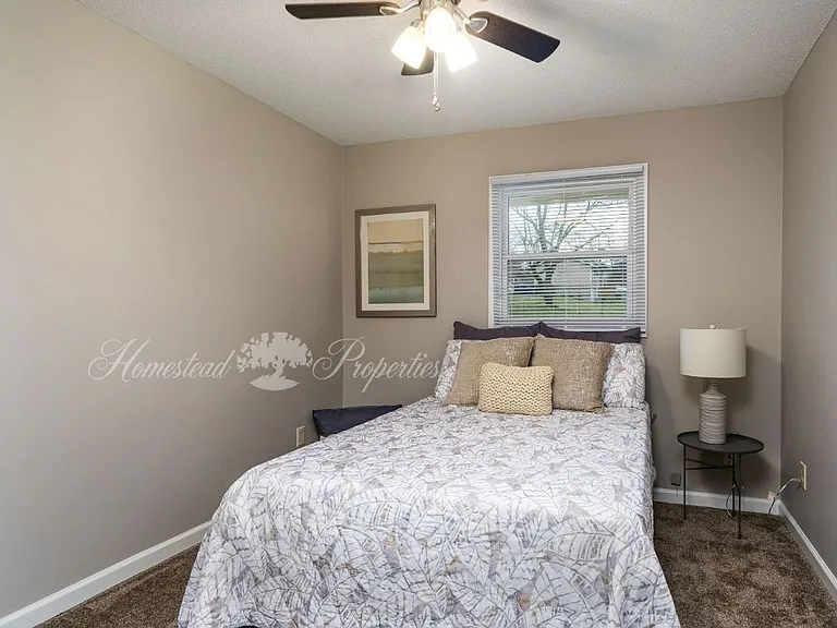 1817 E Oakland Ave #1 — Photo 11