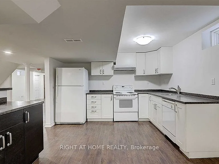 57 Bayswater Ave — Photo 34