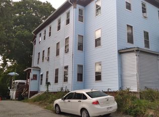 11 Larch St, Worcester, MA 01609