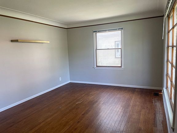 3rd image of 6741 Xerxes Ave S