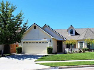6244 W Oak Ave, Visalia, CA