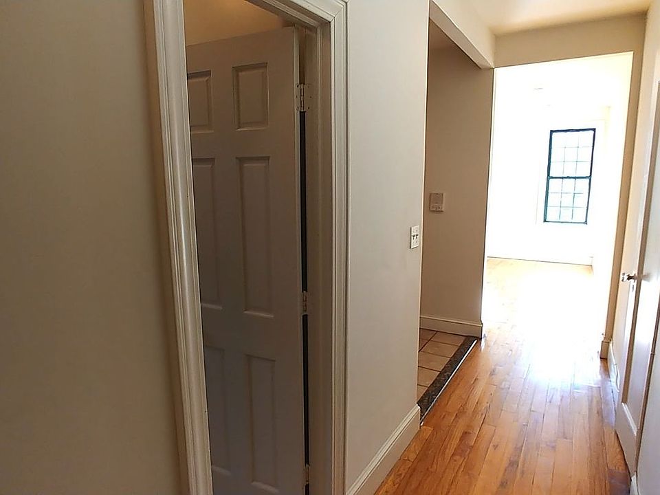 1st image of 131 Joralemon St APT 42