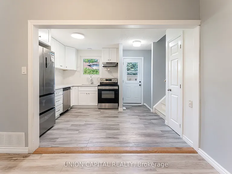 443 Brest Ct — Photo 12