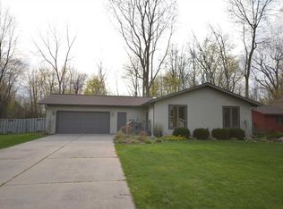 3102 W Riverview Dr, Bay City, MI 48706