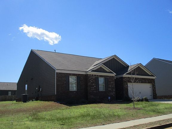 3rd image of 321 Buckshire Way