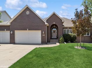 5545 Ponderosa Dr, West Des Moines, IA 50266