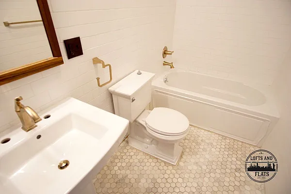 Rented by Lofts and Flats LLC | media 25