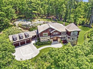 91 Kings Grant Rd, Weston, MA 02493