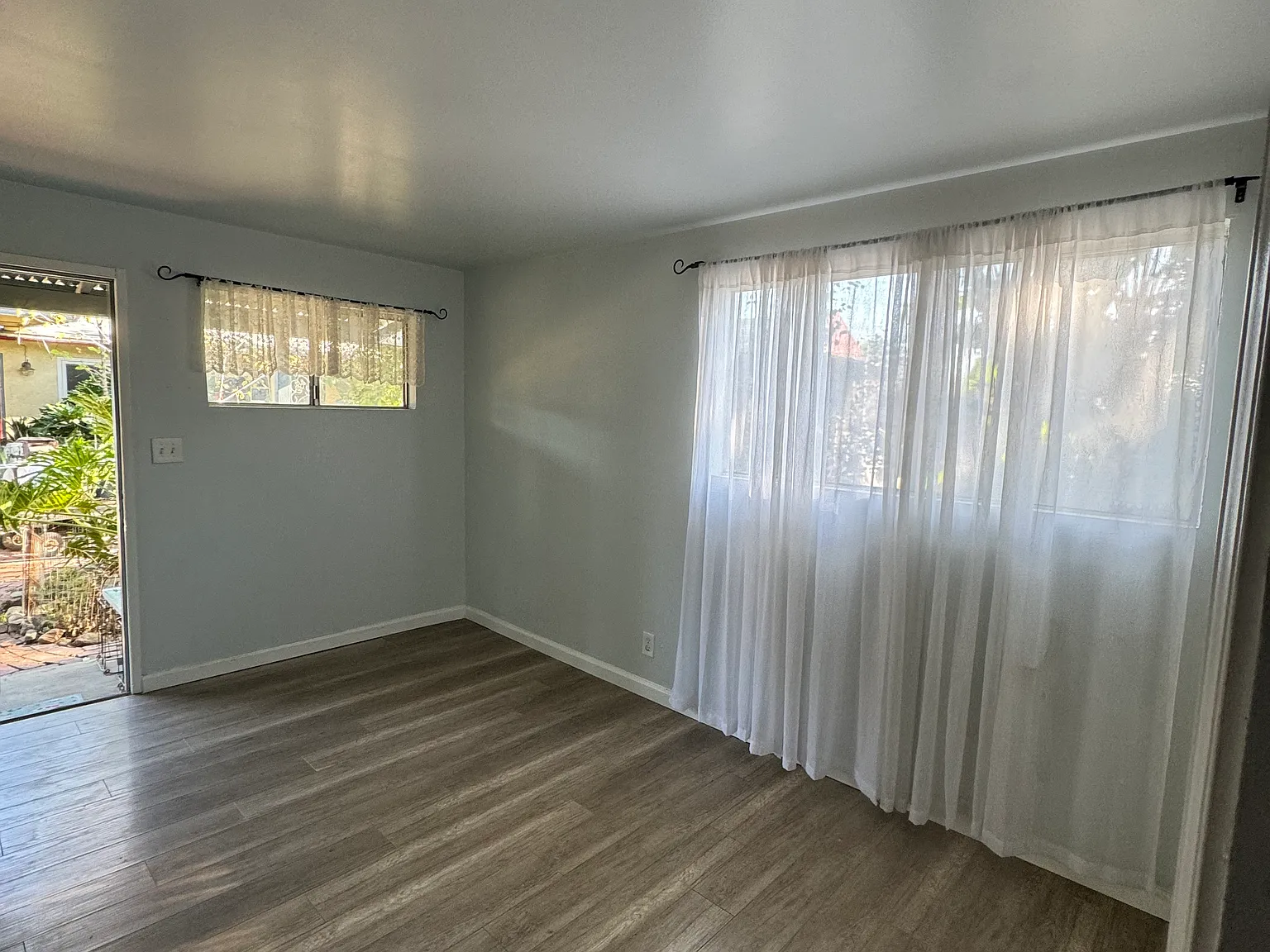 3730 Shamrock Ave — Photo 4
