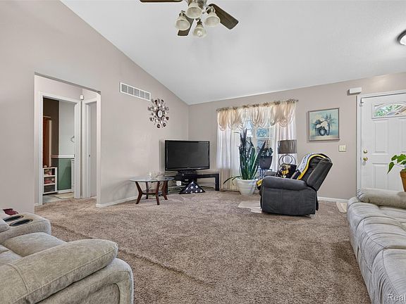 5th image of 5344 Wheat Way Ave