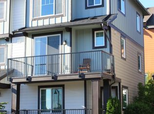 10396 156th Pl NE APT 101, Redmond, WA 98052
