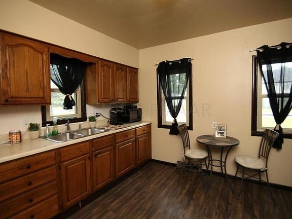 4th image of 501 Eglon Ave SE