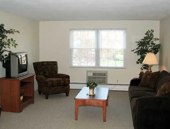 2 bed, $2,650 — Photo 3