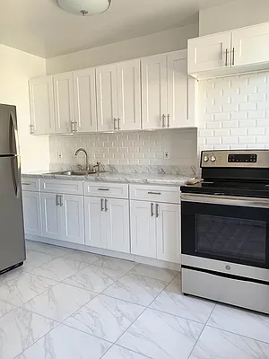 Rented by Towne House Properties | media 8