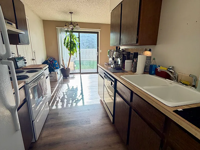 2625 Davidson Dr #C — Photo 5