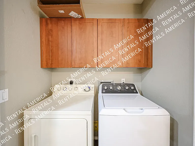 17 W Vernon Ave #307 — Photo 14