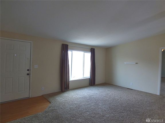 5th image of 900 N Grape Dr Unit 87