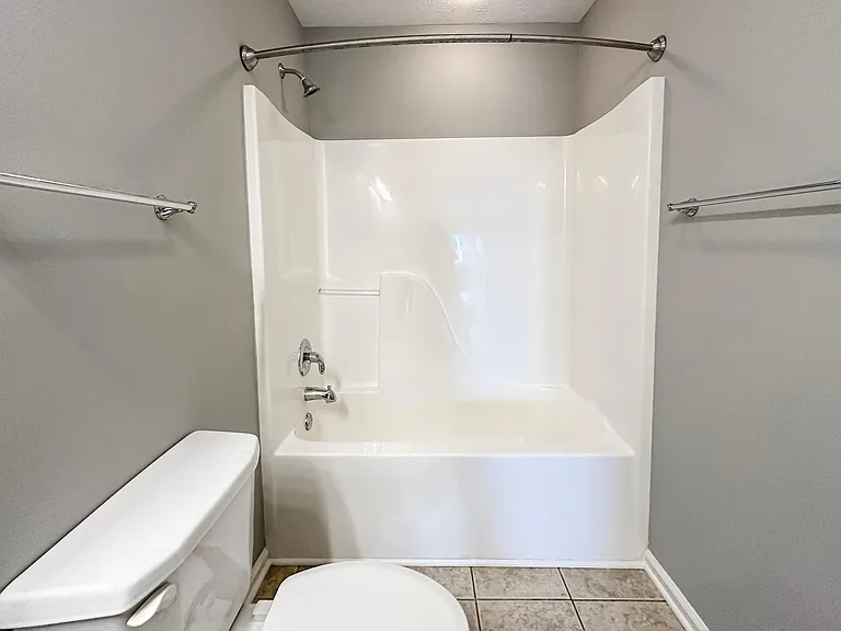 13539 Erlen Dr — Photo 16