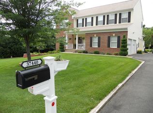 37440 Whitacre Ln, Purcellville, VA 20132