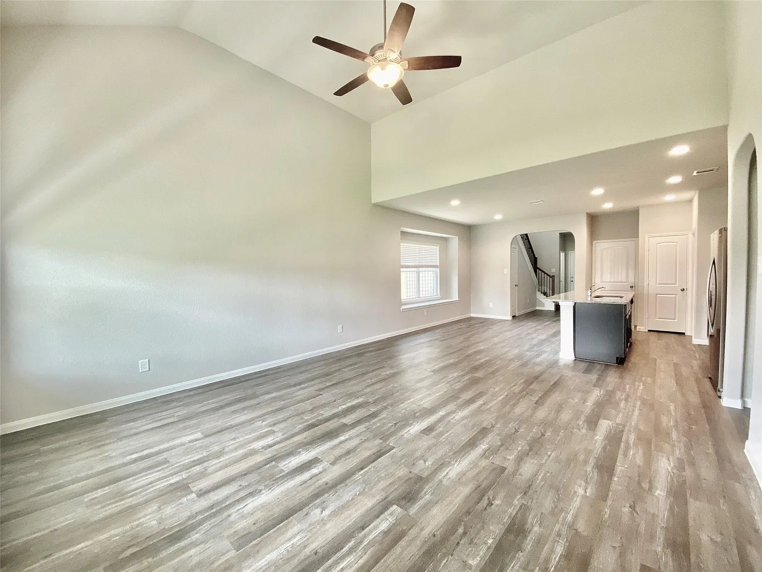 4 bed, 2.5 bath, 2125 sqft, $2,450 — Photo 1