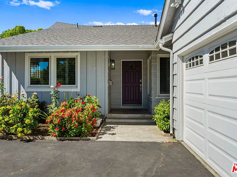13453 Debby St — Photo 1